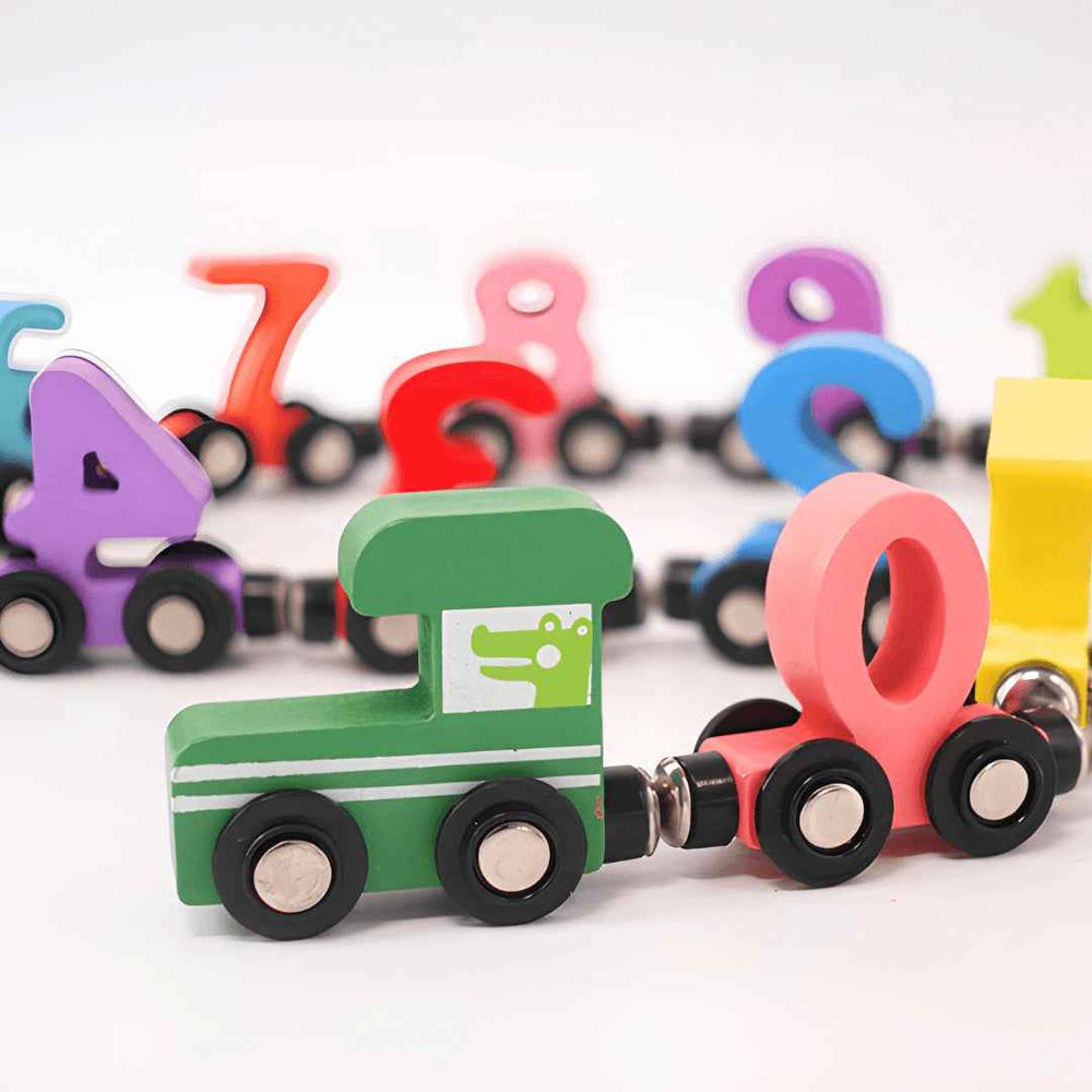 Wooden Magnetic Number Adventure Game Train Set for 1-3 Year Olds, Montessori Learning Toy for Boys and Girls, Educational 0-9 Number Toy