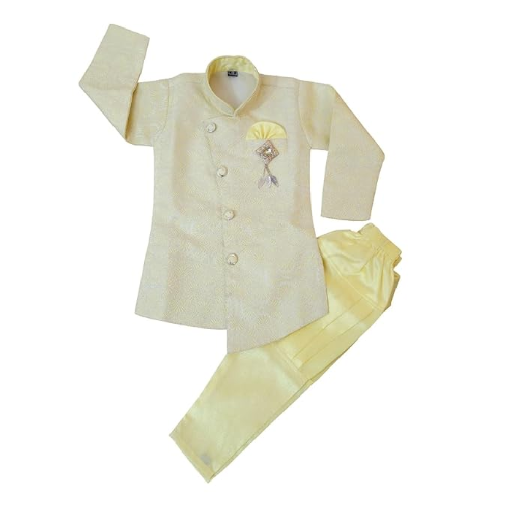 Toddler dressed in ethnic wear